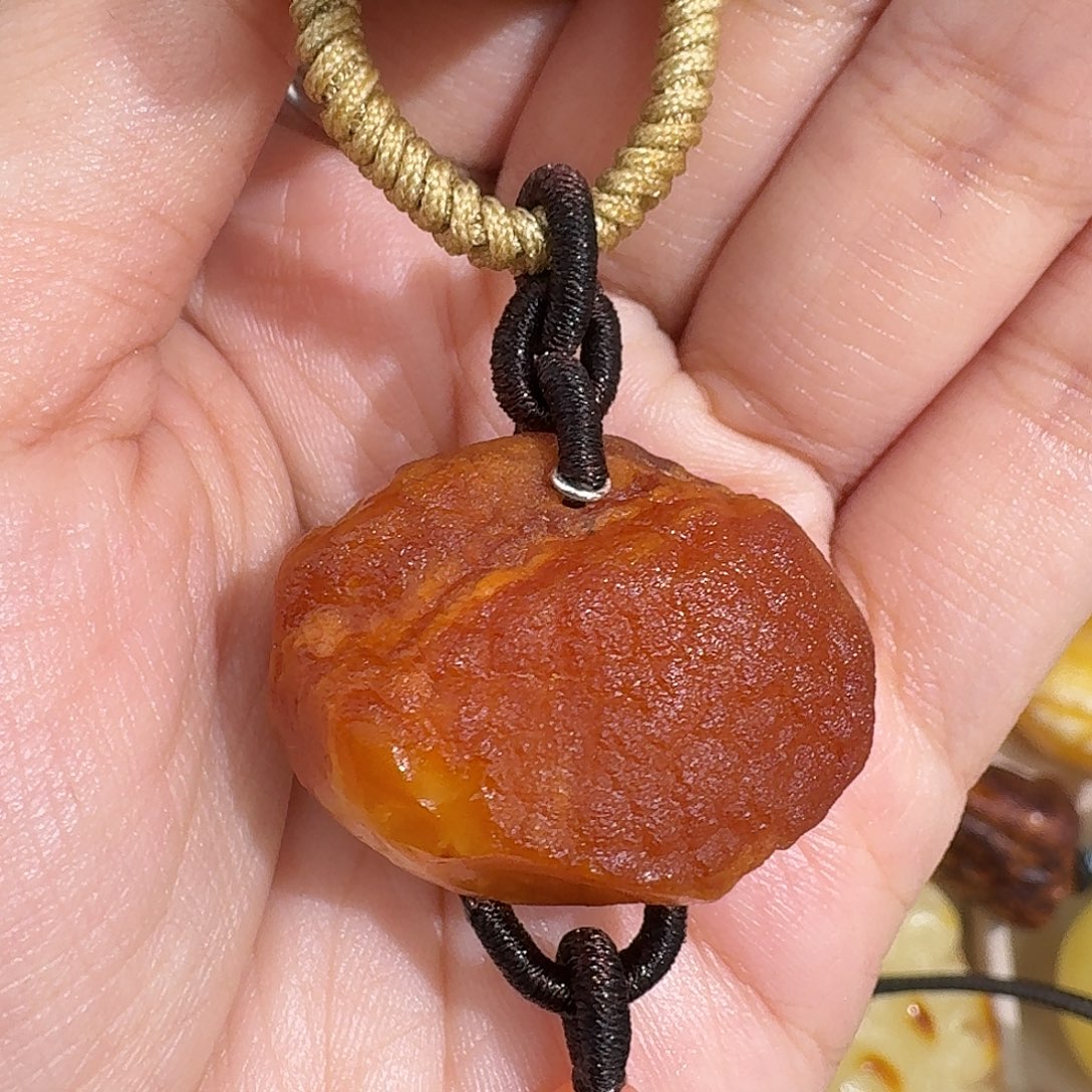 琥珀未镶嵌裸石我想