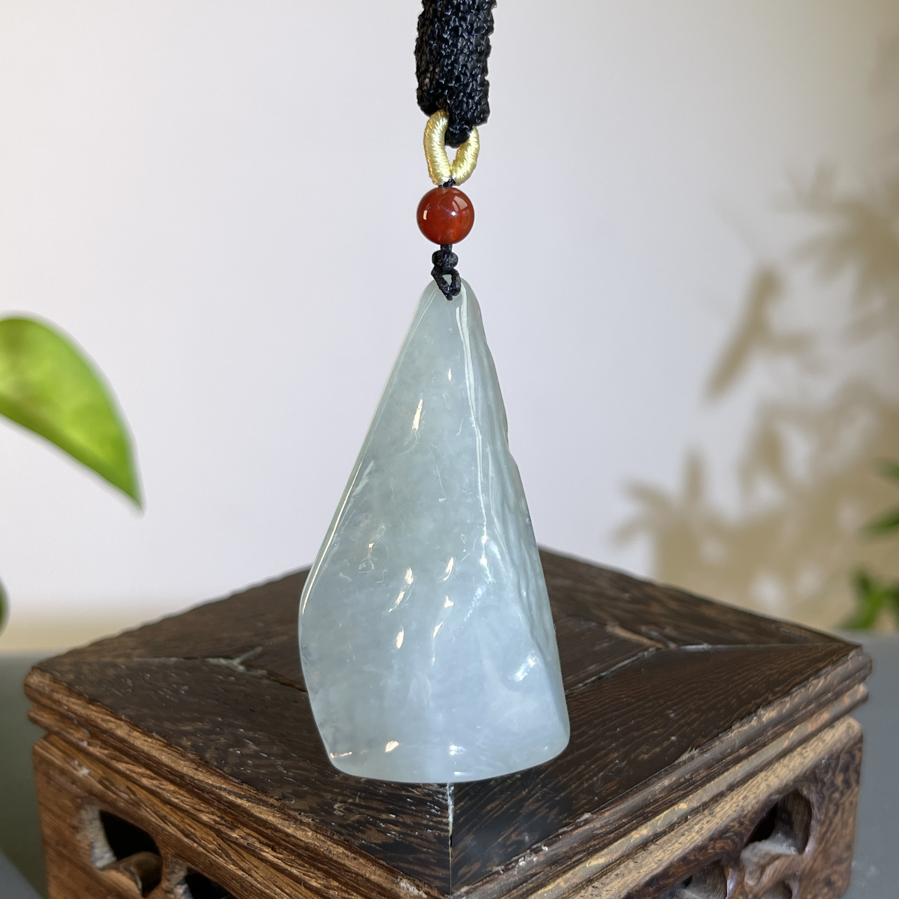 JCB19-166  精品天然翡翠A货原石吊坠