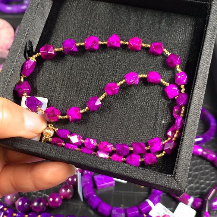 苏纪石（舒俱来）颈饰未镶嵌