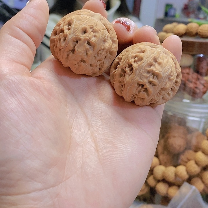 【闪购商品】文玩核桃把件40.5平谷元宝