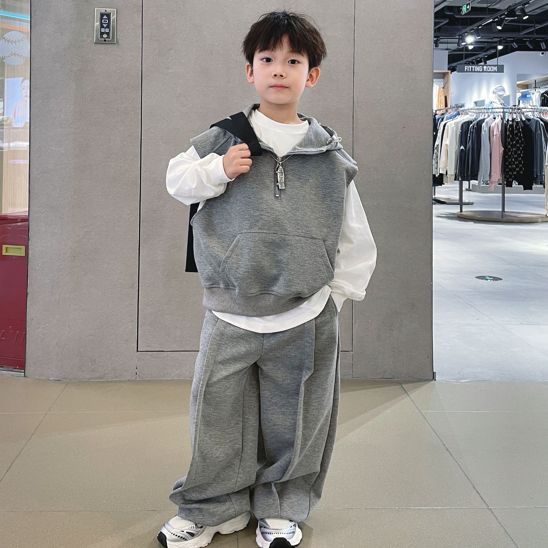 男童卫衣套装2025新款春秋装运动马甲连帽两件套中大儿童帅气时髦