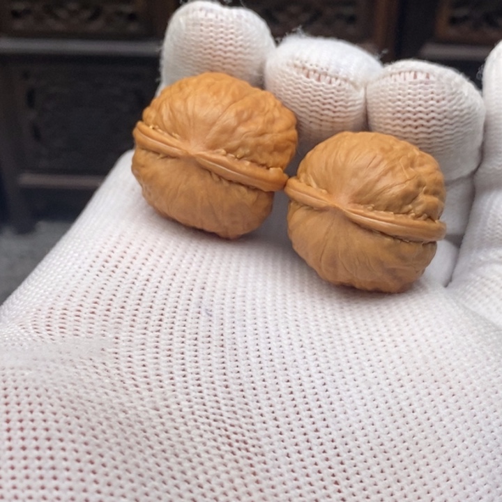 文玩核桃把件方镦