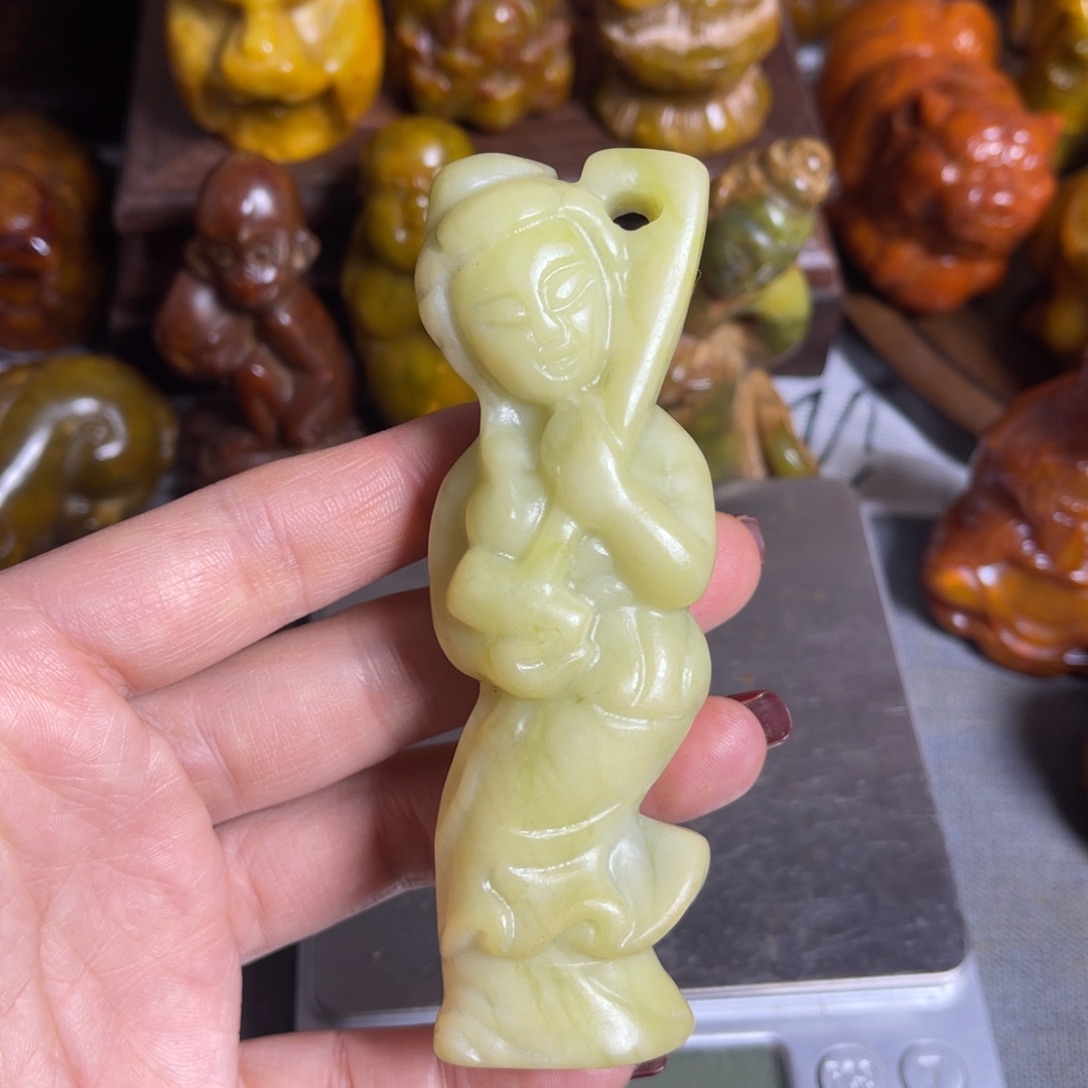 蛇纹石玉合金颈饰