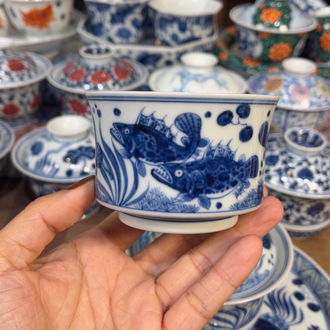 杯子………………………………………………