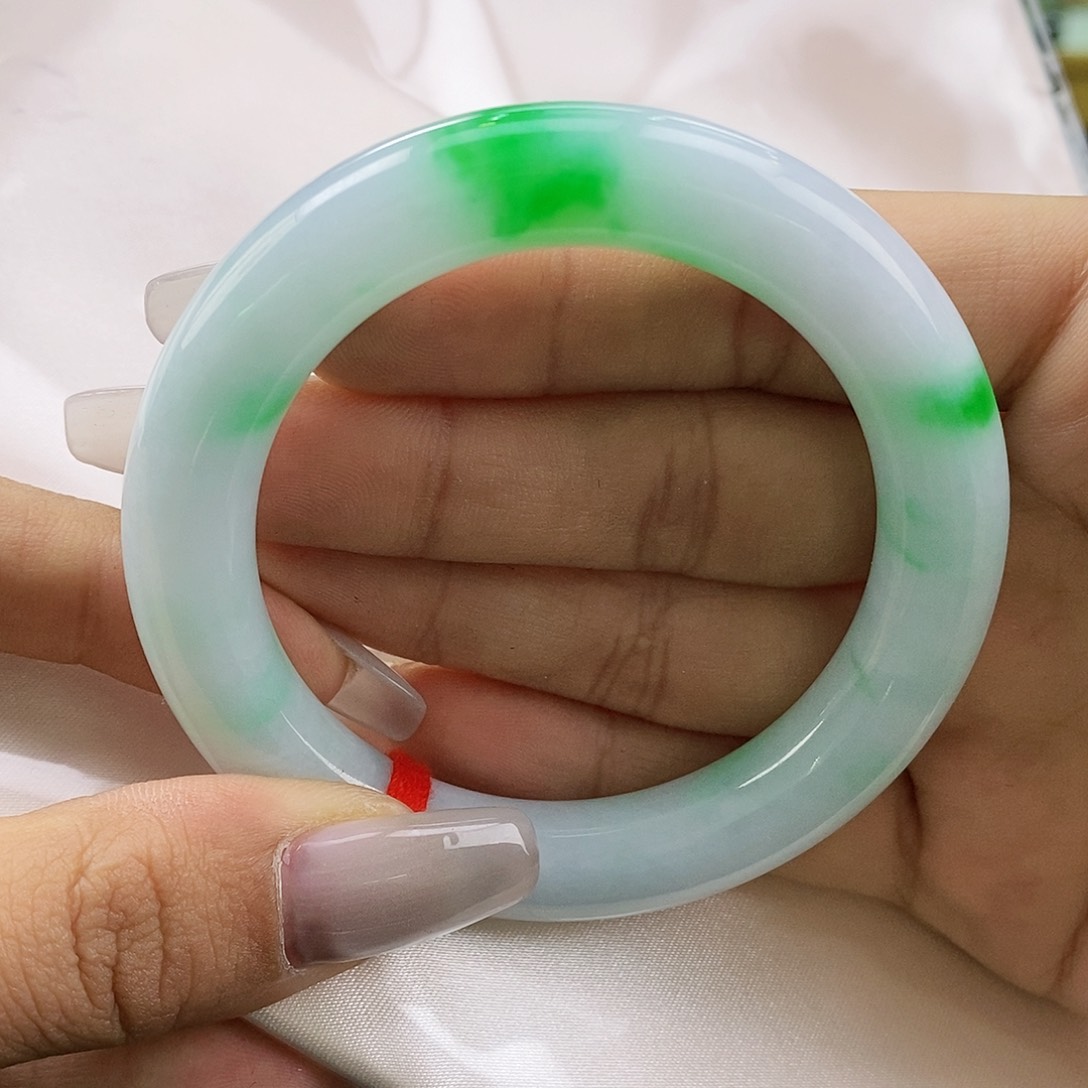 【闪购商品】未镶嵌手镯翡翠