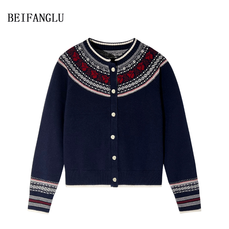 北方鹿【费尔岛】复古提花圆领时尚气质羊毛针织开衫6661