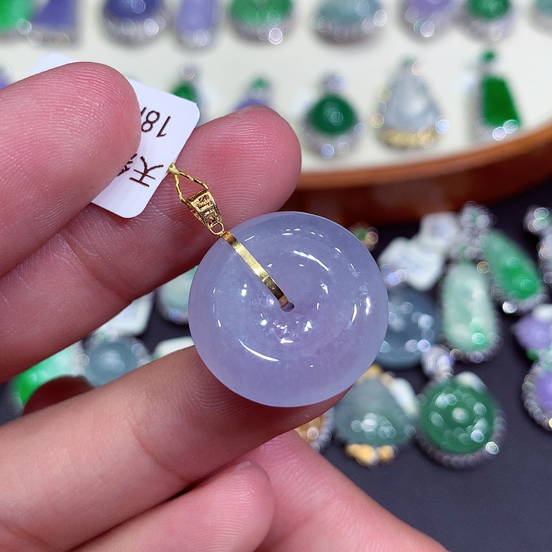 翡翠吊坠(不含链)18K金镶嵌