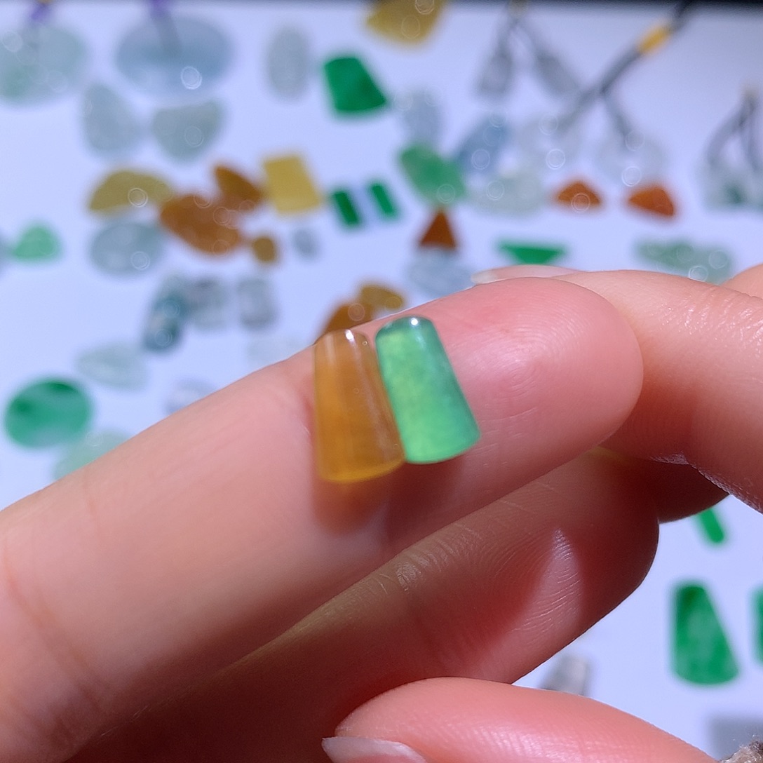 翡翠颈饰未镶嵌柱子