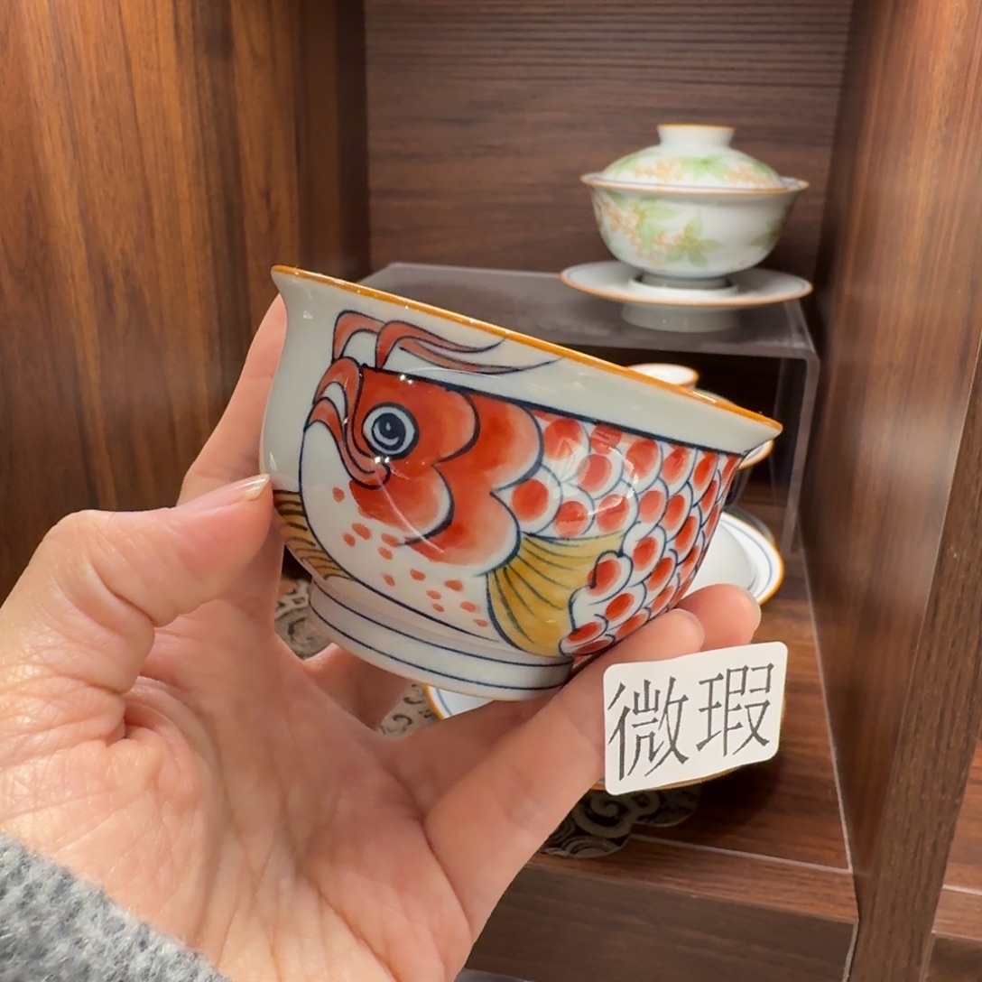 釉下手绘茶具微瑕