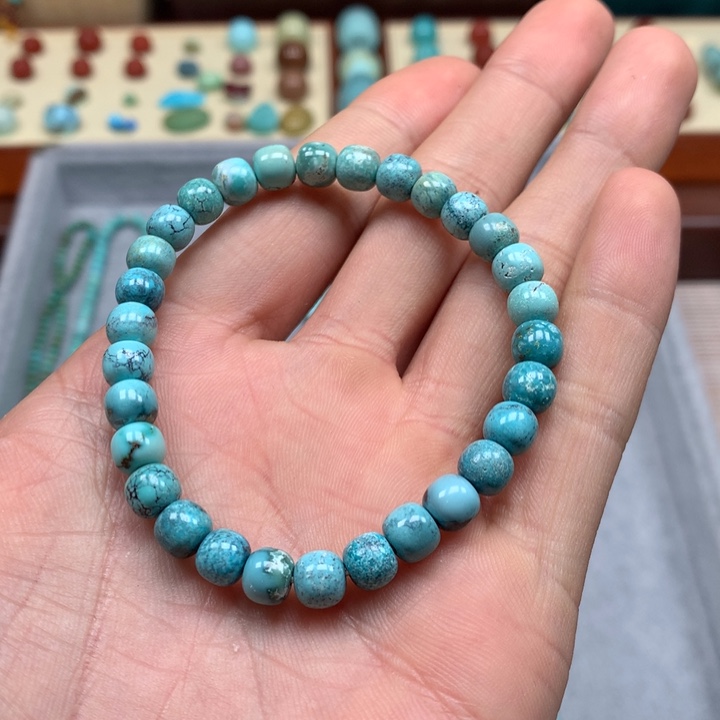 绿松石配饰未镶嵌