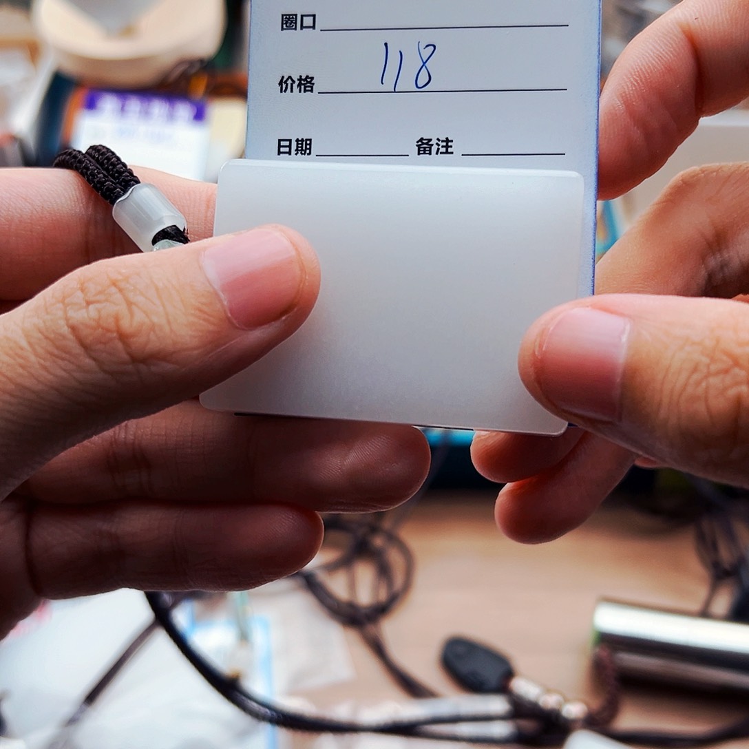 石英质玉颈饰未镶嵌?****?