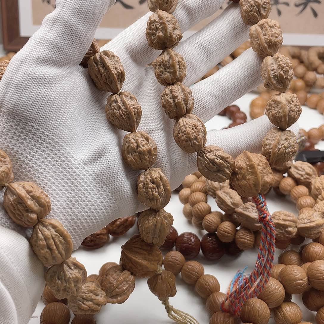 猴头核桃吊坠刘*猴头