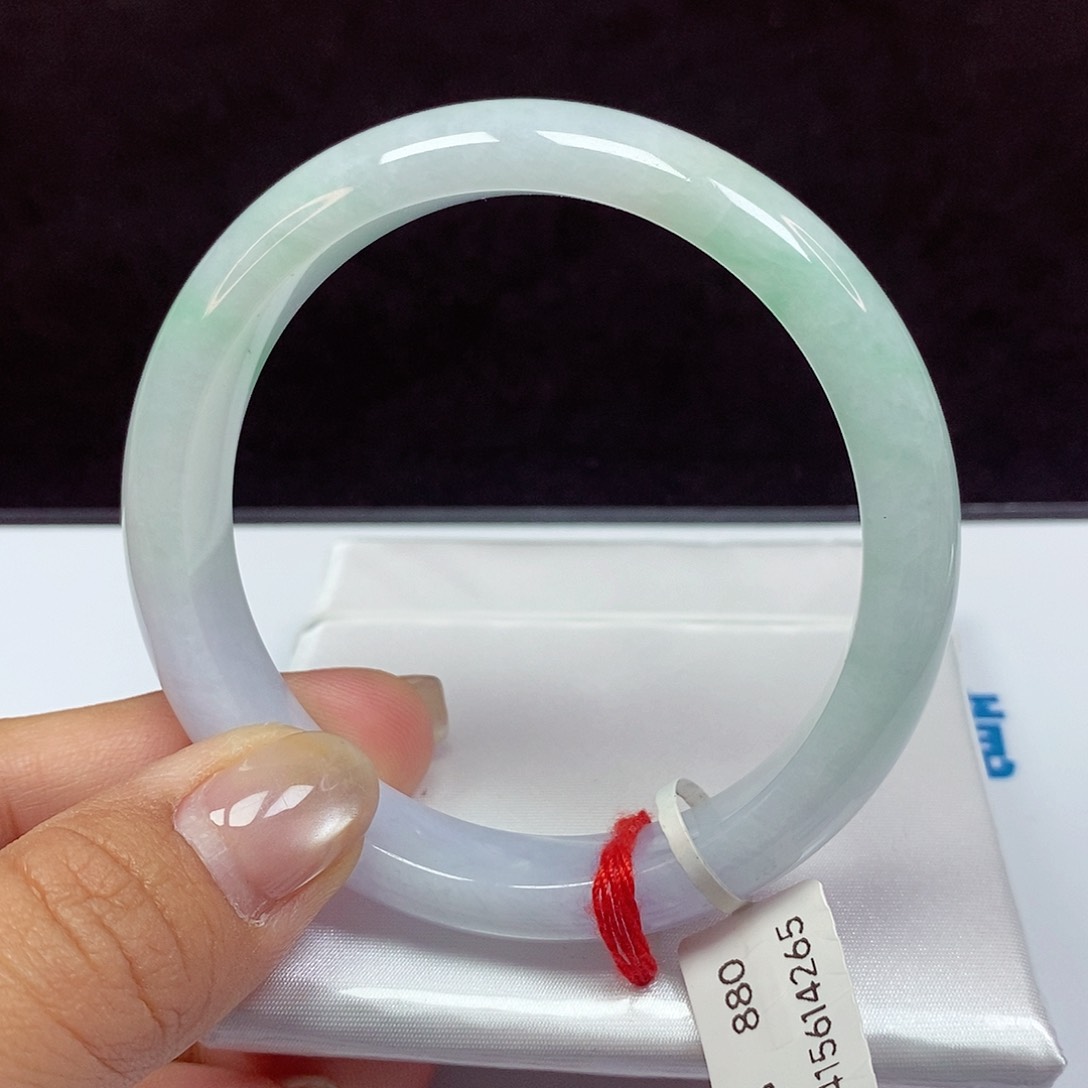 翡翠手镯未镶嵌翡翠手镯58圈