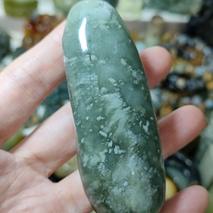 岫玉未镶嵌手把件款式