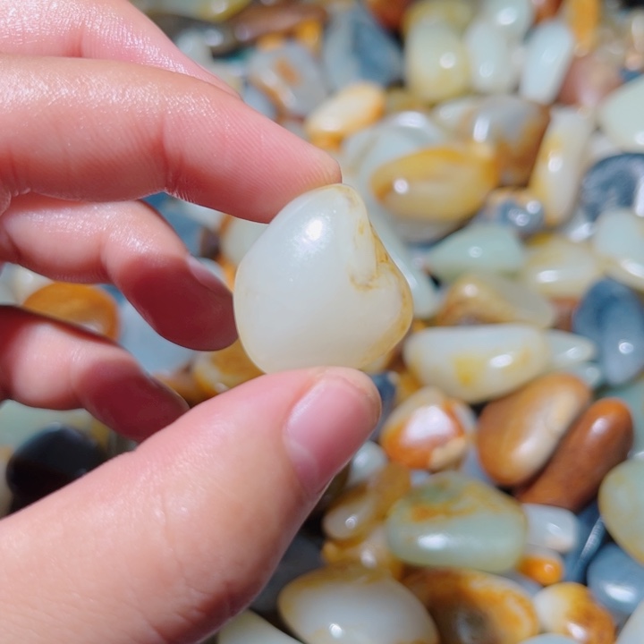 颈饰未镶嵌和田玉7.3克