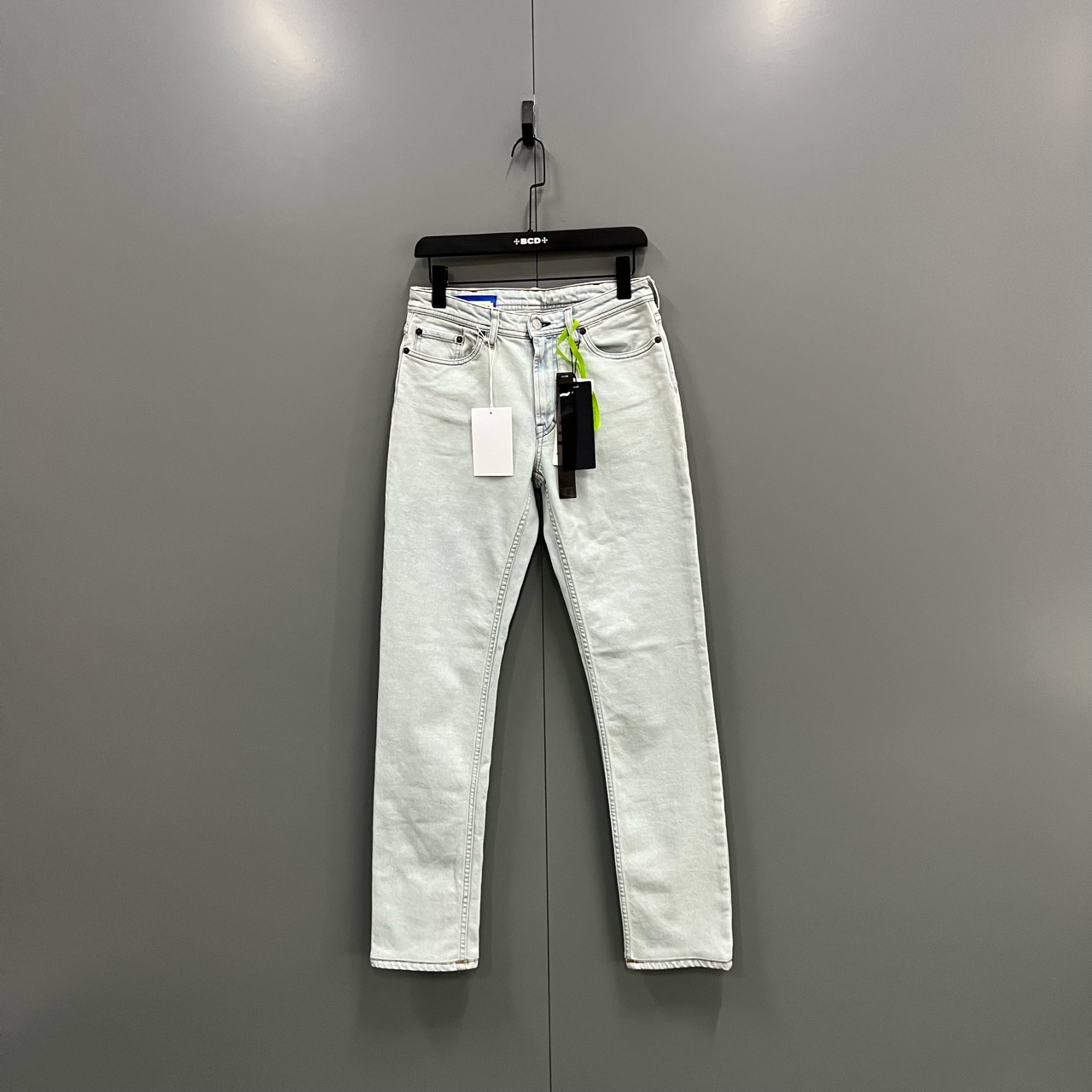 未使用 maje tt13 Acne 漂白水洗牛仔裤 28码/全新/605638