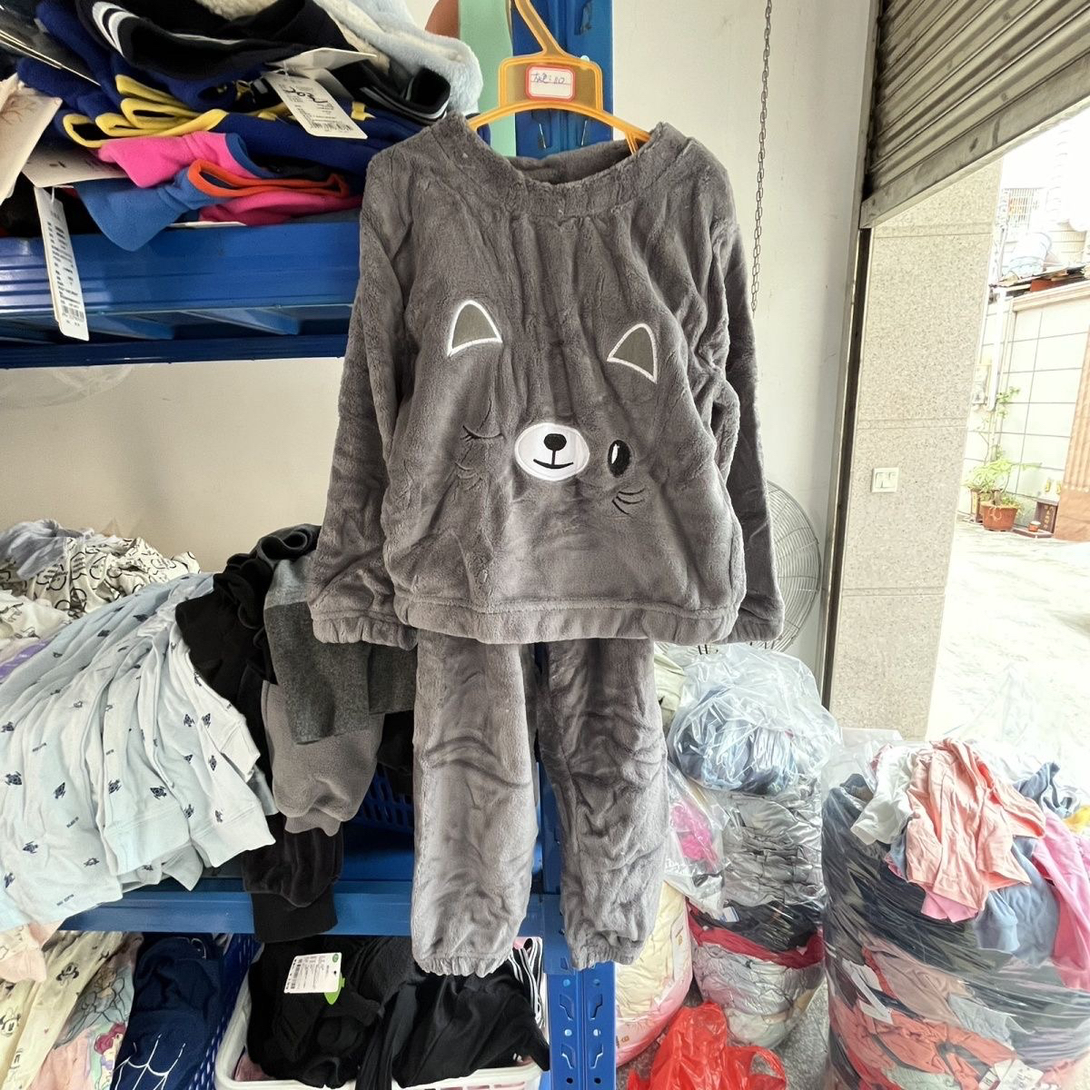 秋冬季儿童珊瑚绒家居服女童套装睡衣宝宝男童套装宝宝中大童