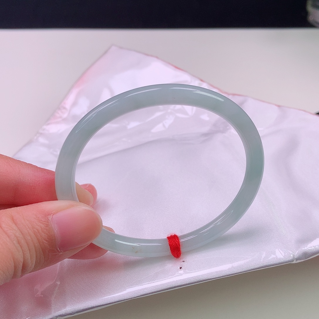 翡翠手镯未镶嵌55贵妃