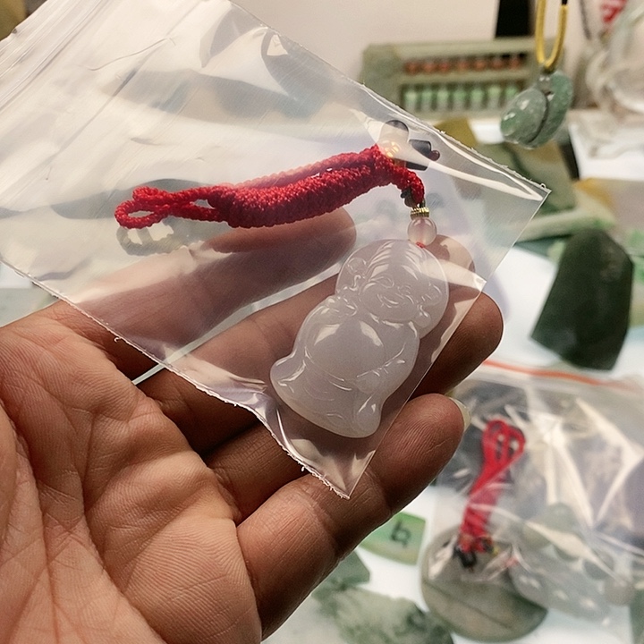 翡翠挂件未镶嵌五*秦毛