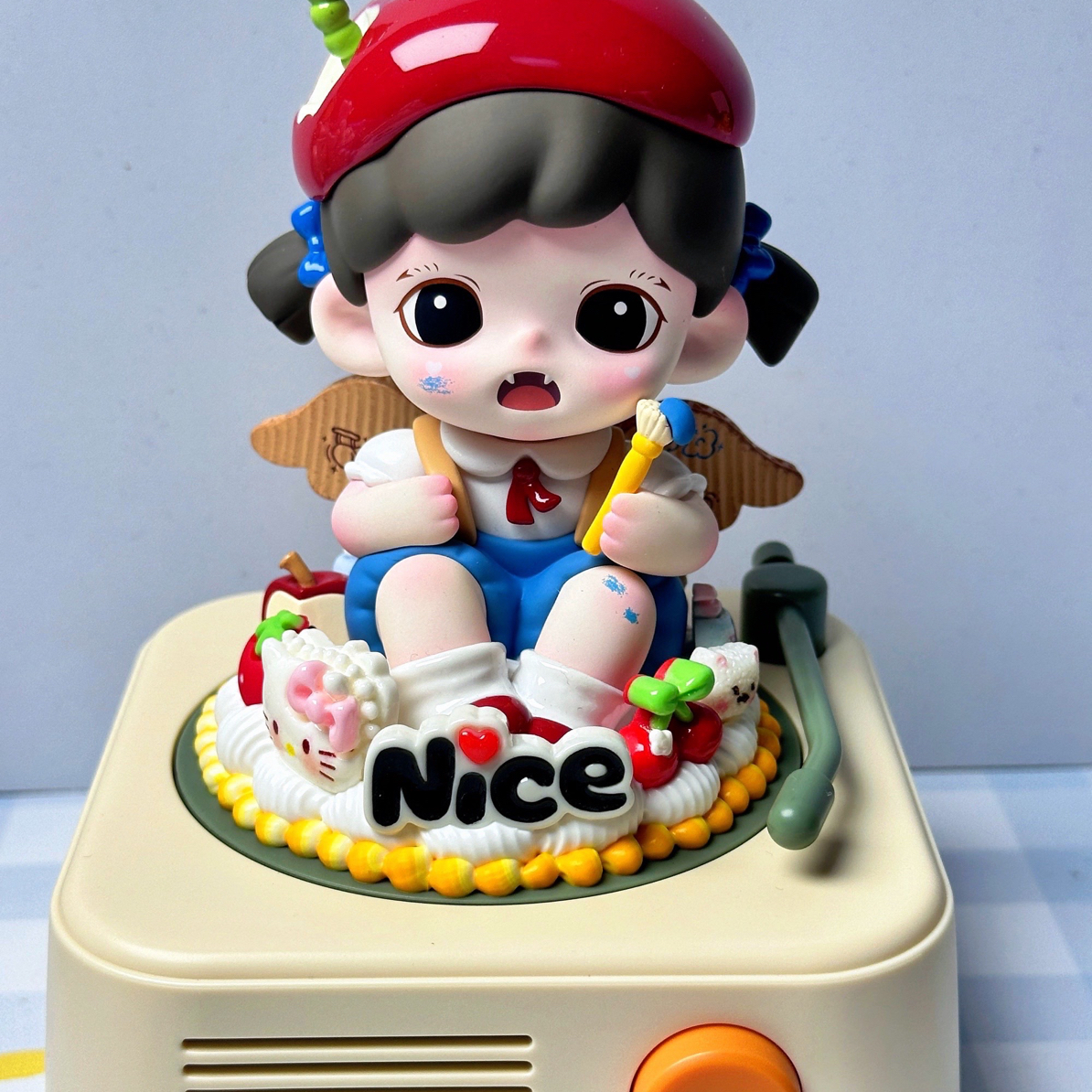 奶油胶旋转蓝牙音响diy 手工