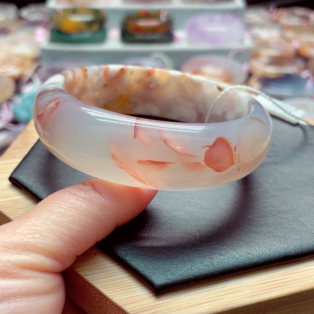 玛瑙/玉髓手镯未镶嵌艾*1