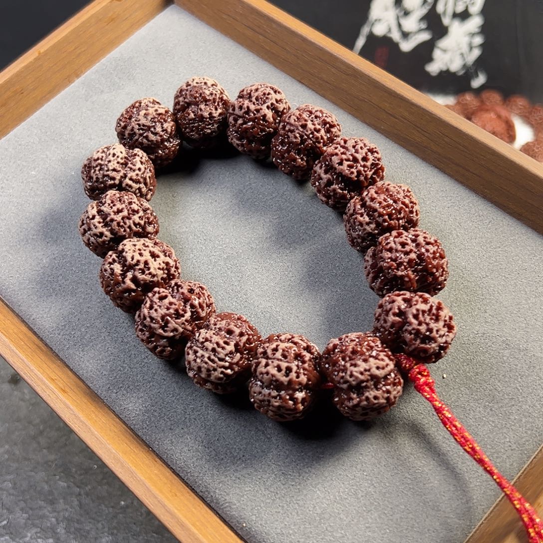 金刚菩提手串梁产区大胜壹号顶奢24（个别籽头部隐黄）