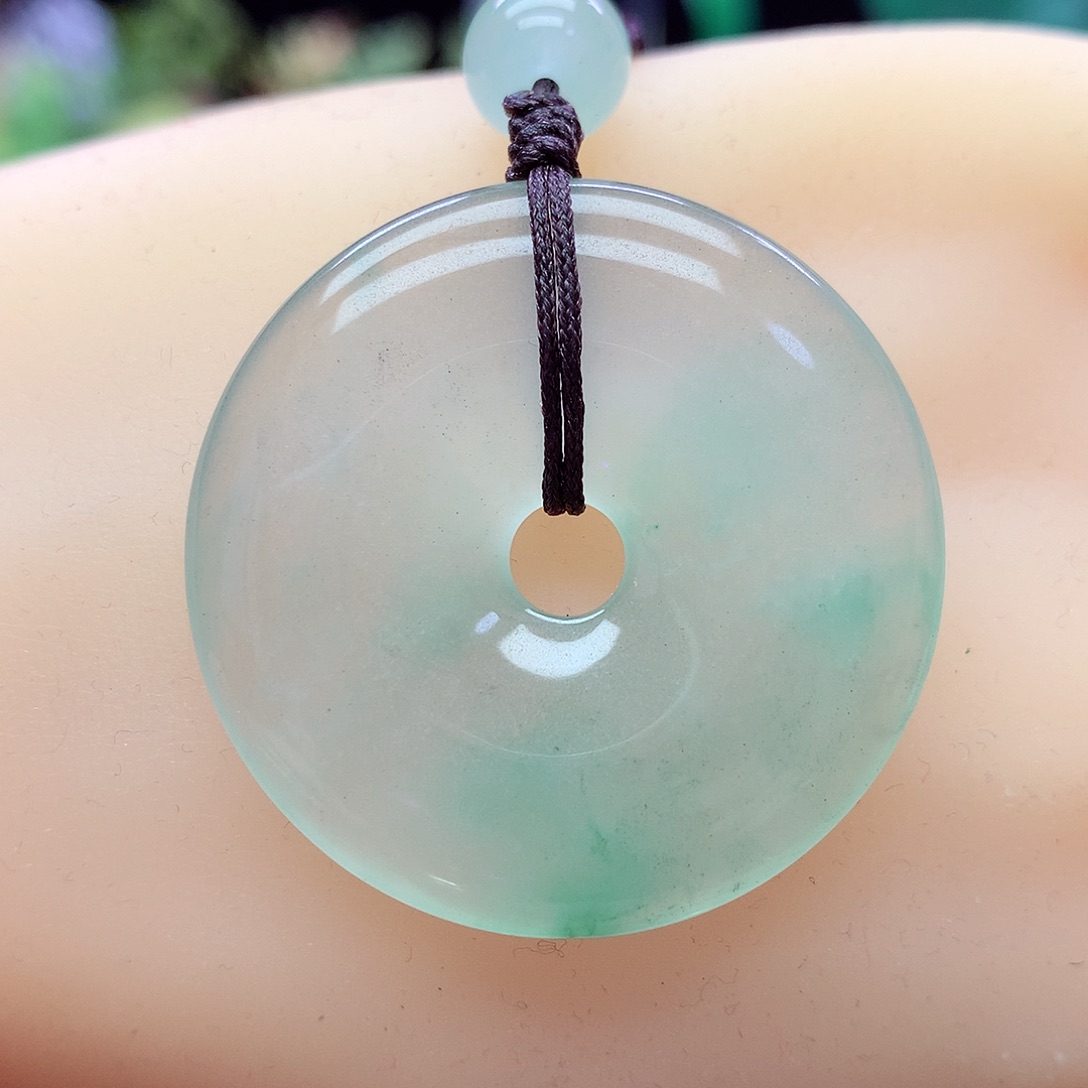 石英质玉颈饰未镶嵌