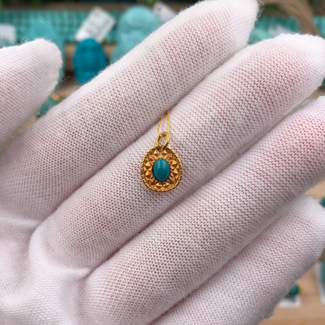 绿松石配饰18K金镶嵌