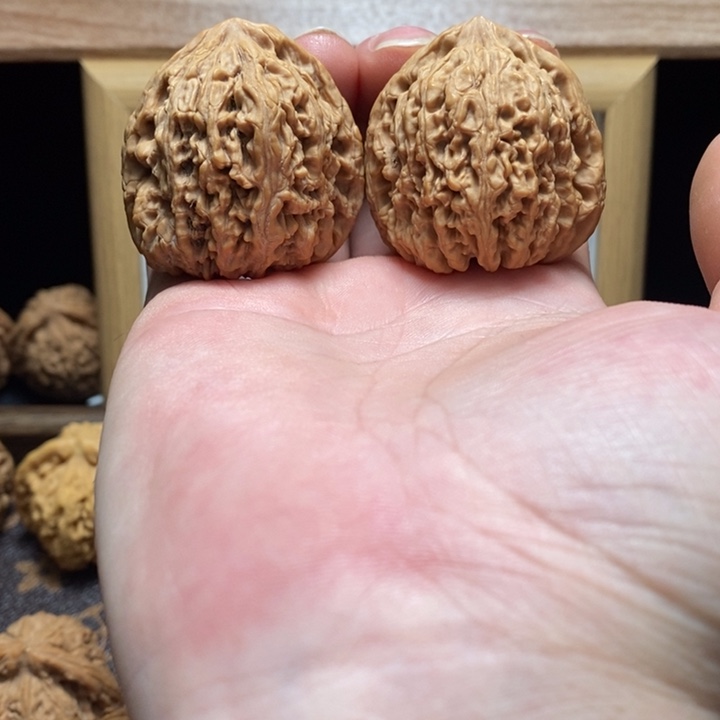 吊坠文玩核桃40/39/40