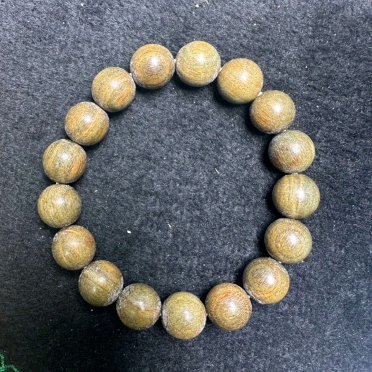 绿檀手串1.2m  A345