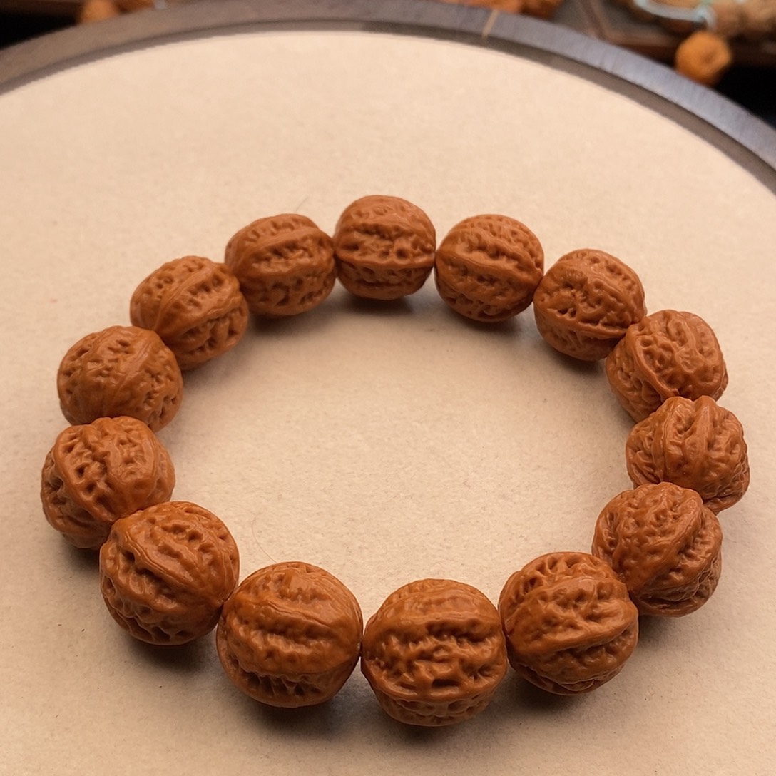 文玩核桃手串树王八棱