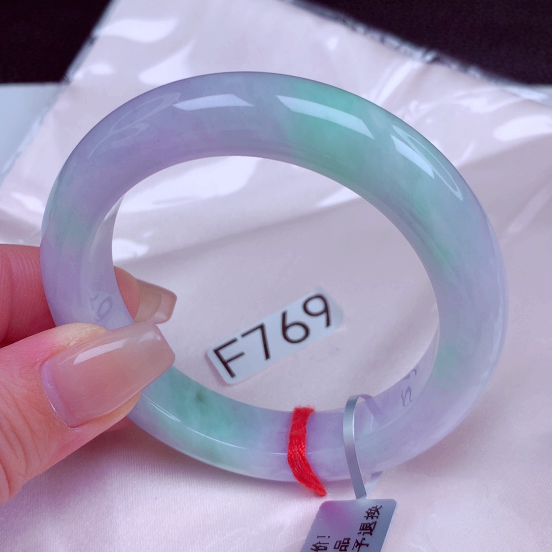 翡翠未镶嵌手镯手镯