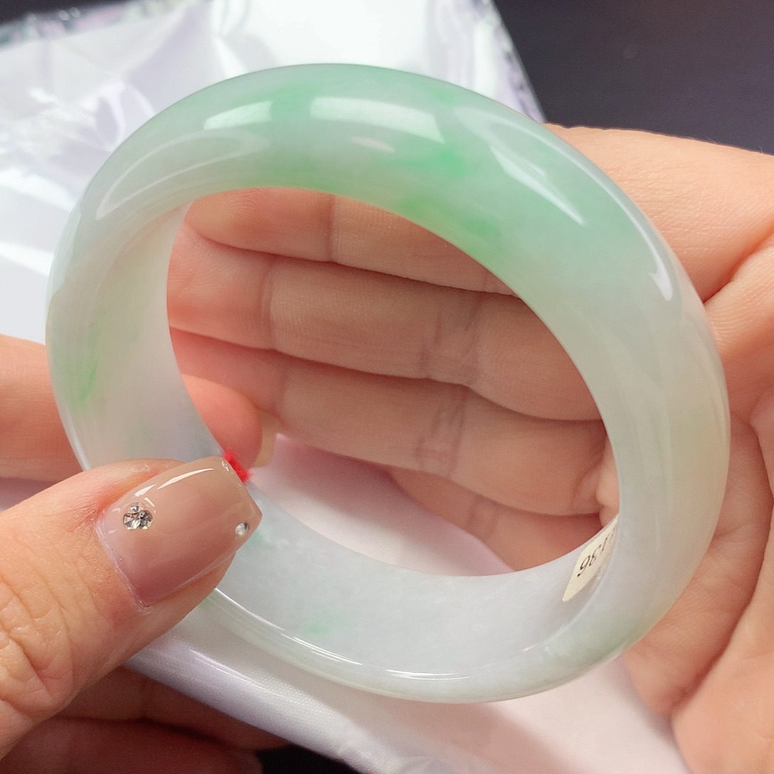 【闪购商品】翡翠手镯未镶嵌a 1