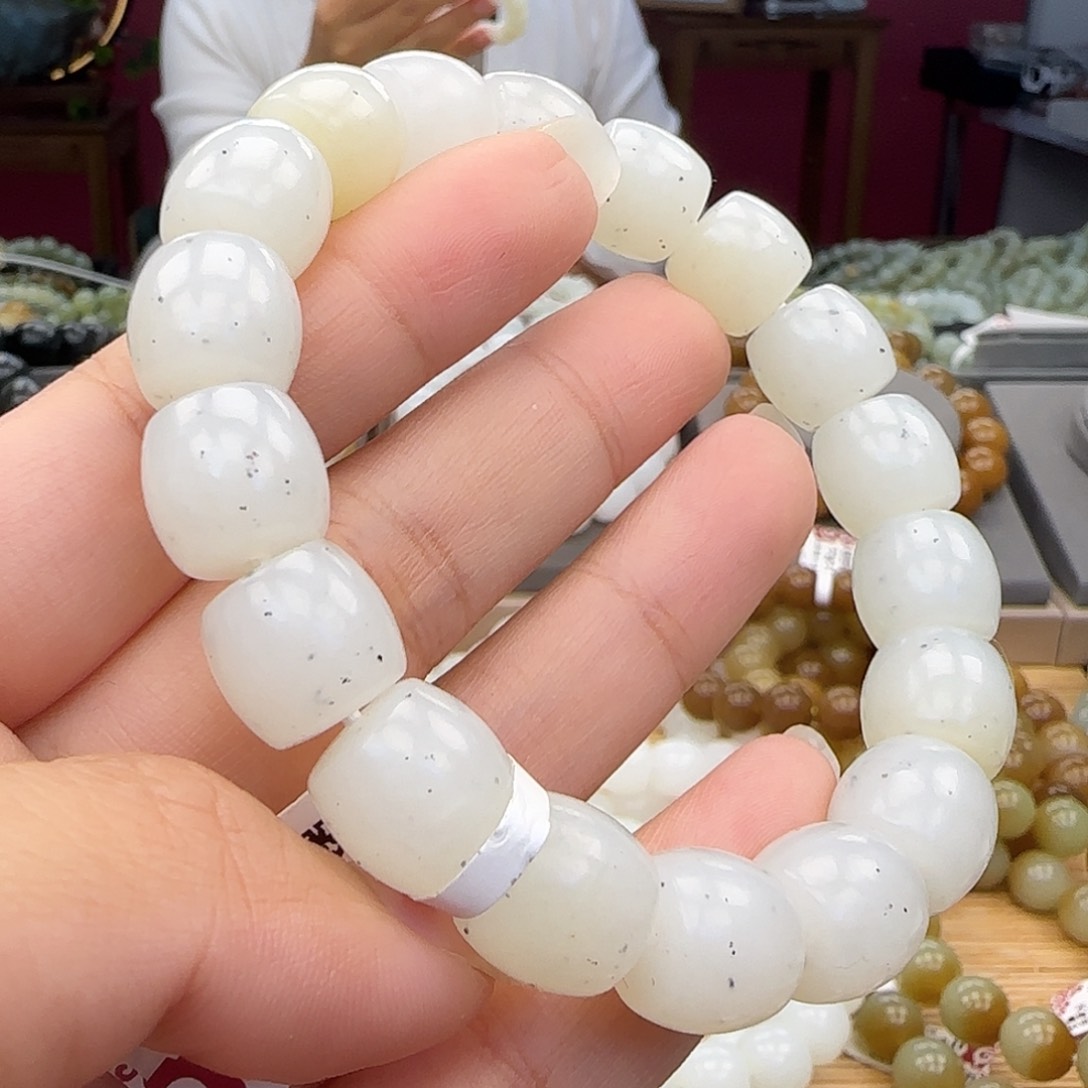 和田玉手链未镶嵌