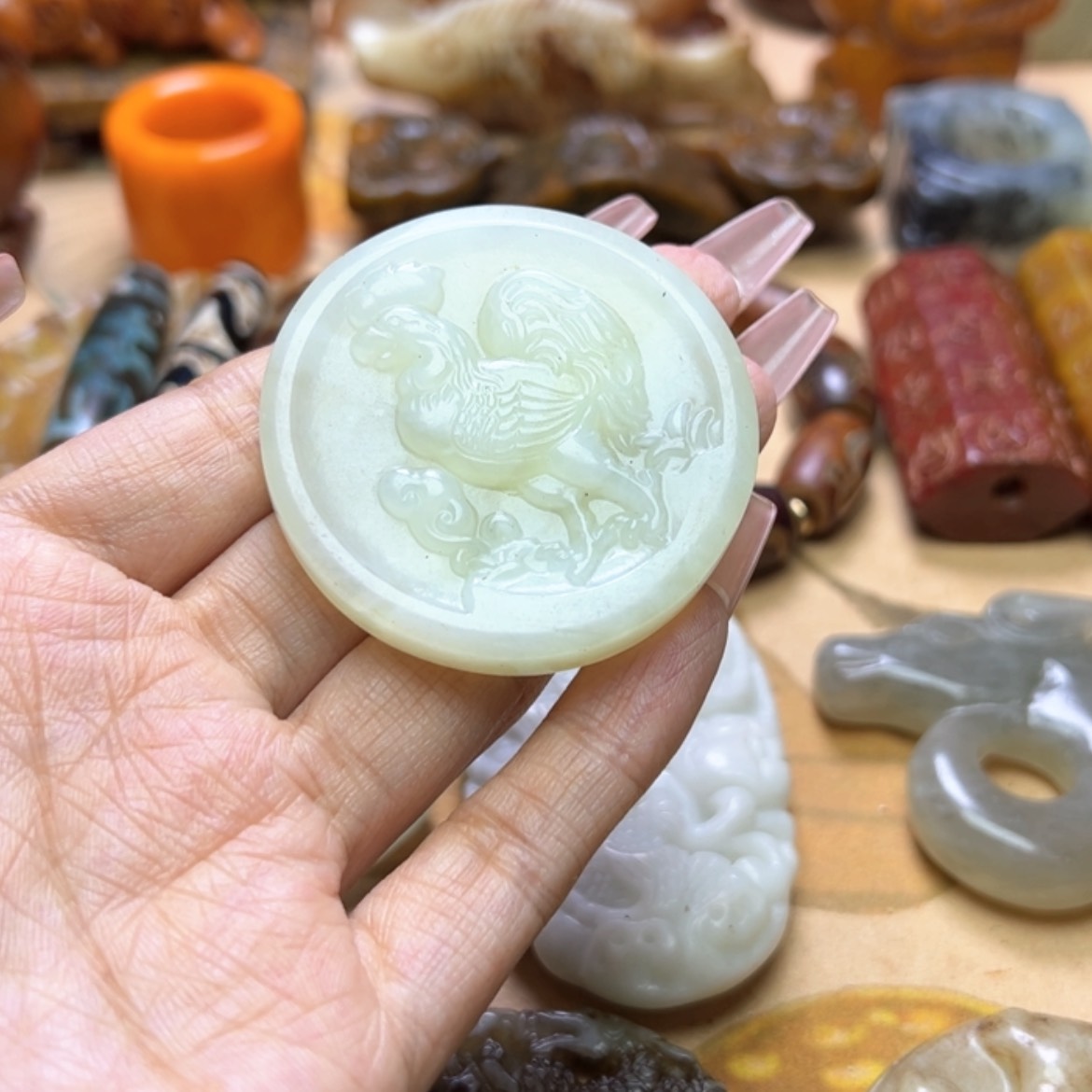 【闪购商品】蛇纹石玉颈饰未镶嵌