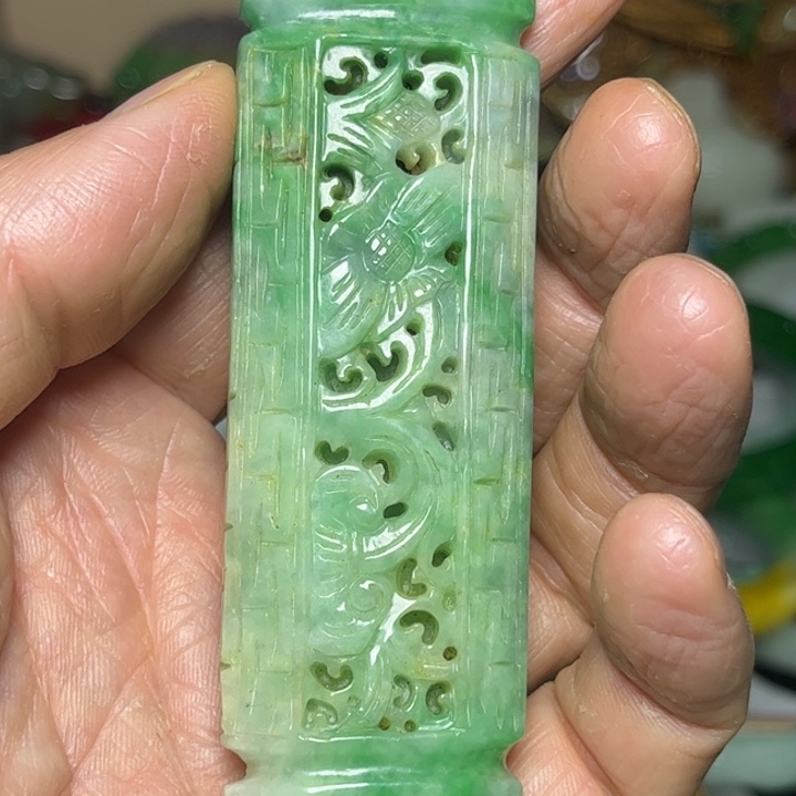 青***花翡翠未镶嵌颈饰谢谢大家的支持