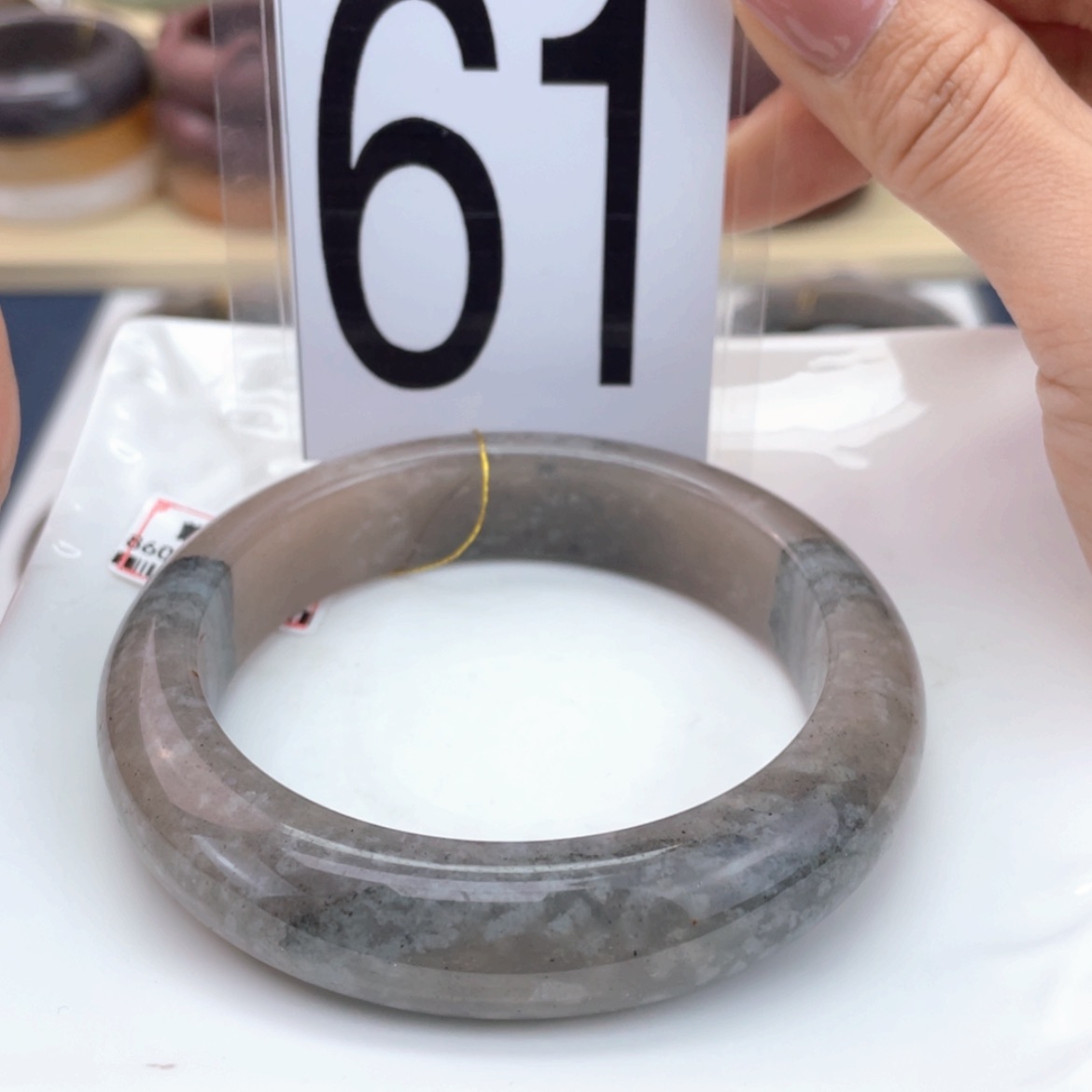 【闪购商品】石英质玉手镯未镶嵌