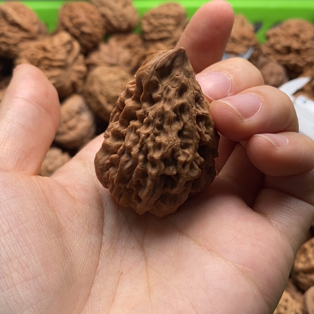 褚***壮文玩核桃把件定制商品不退不换