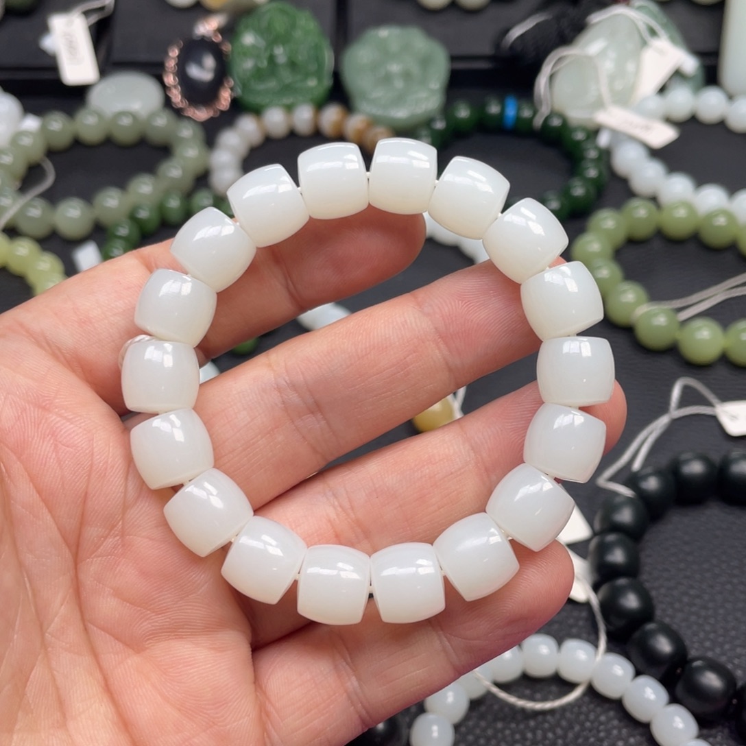 和田玉未镶嵌手链