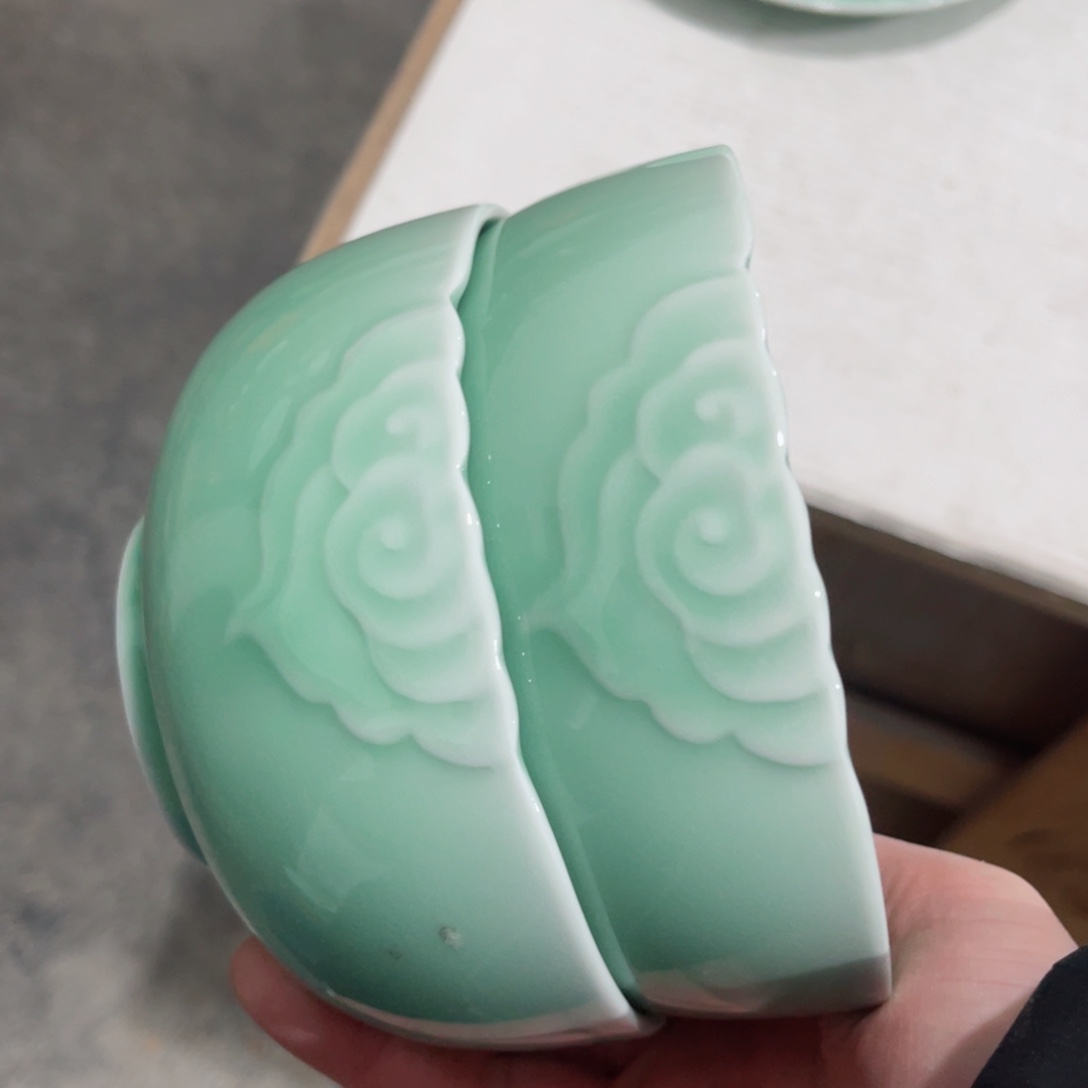 瓷片哈哈哈哈哈哈哈哈哈哈哈哈