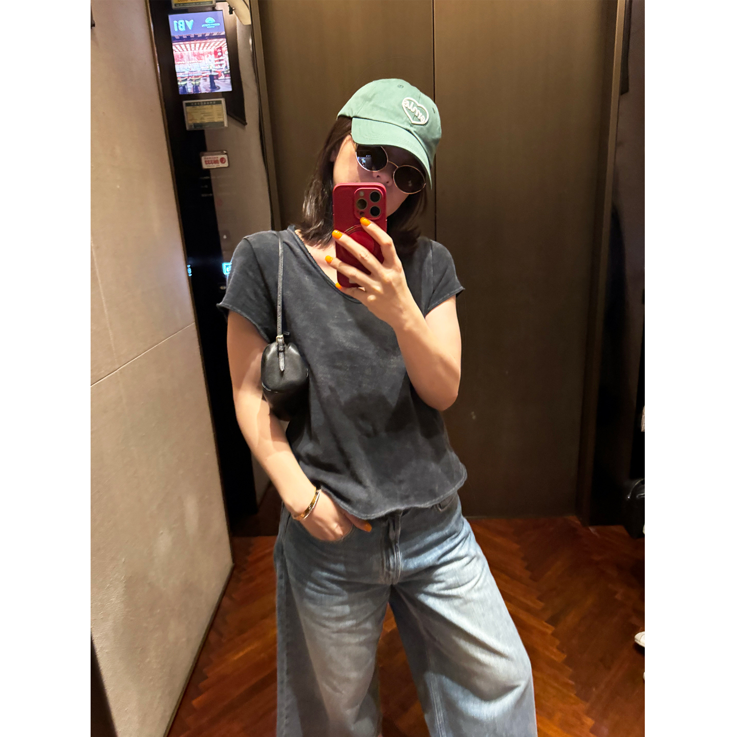 JOSIE CHOW【星辰大海】高级感纯棉短袖T恤V领打底上衣女AV021266