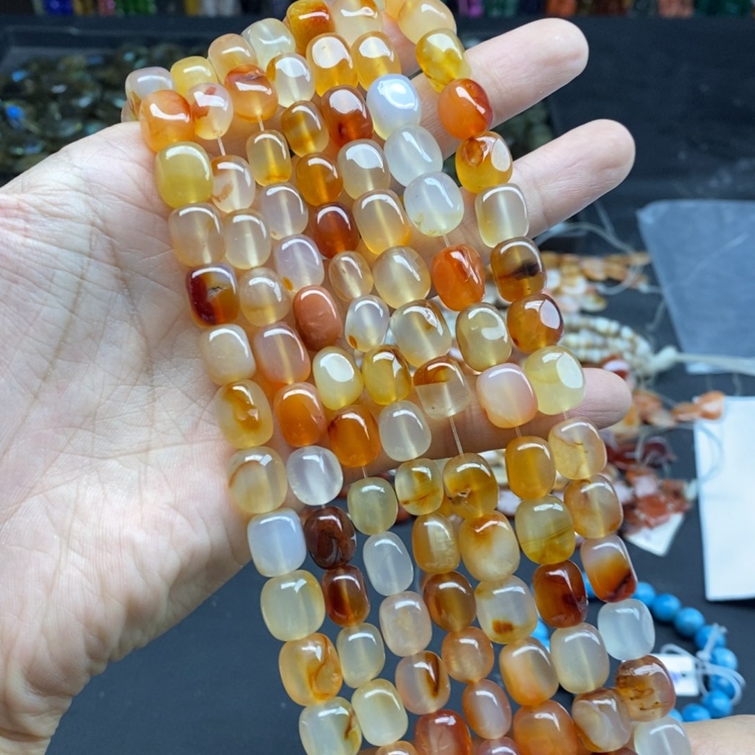玛瑙/玉髓未镶嵌珠宝半成品一条天然玛瑙A128