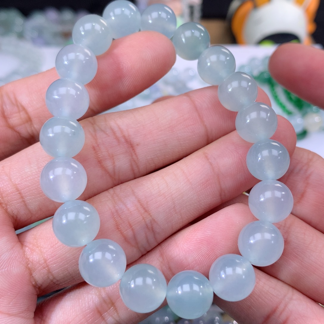 翡翠手链未镶嵌翡翠