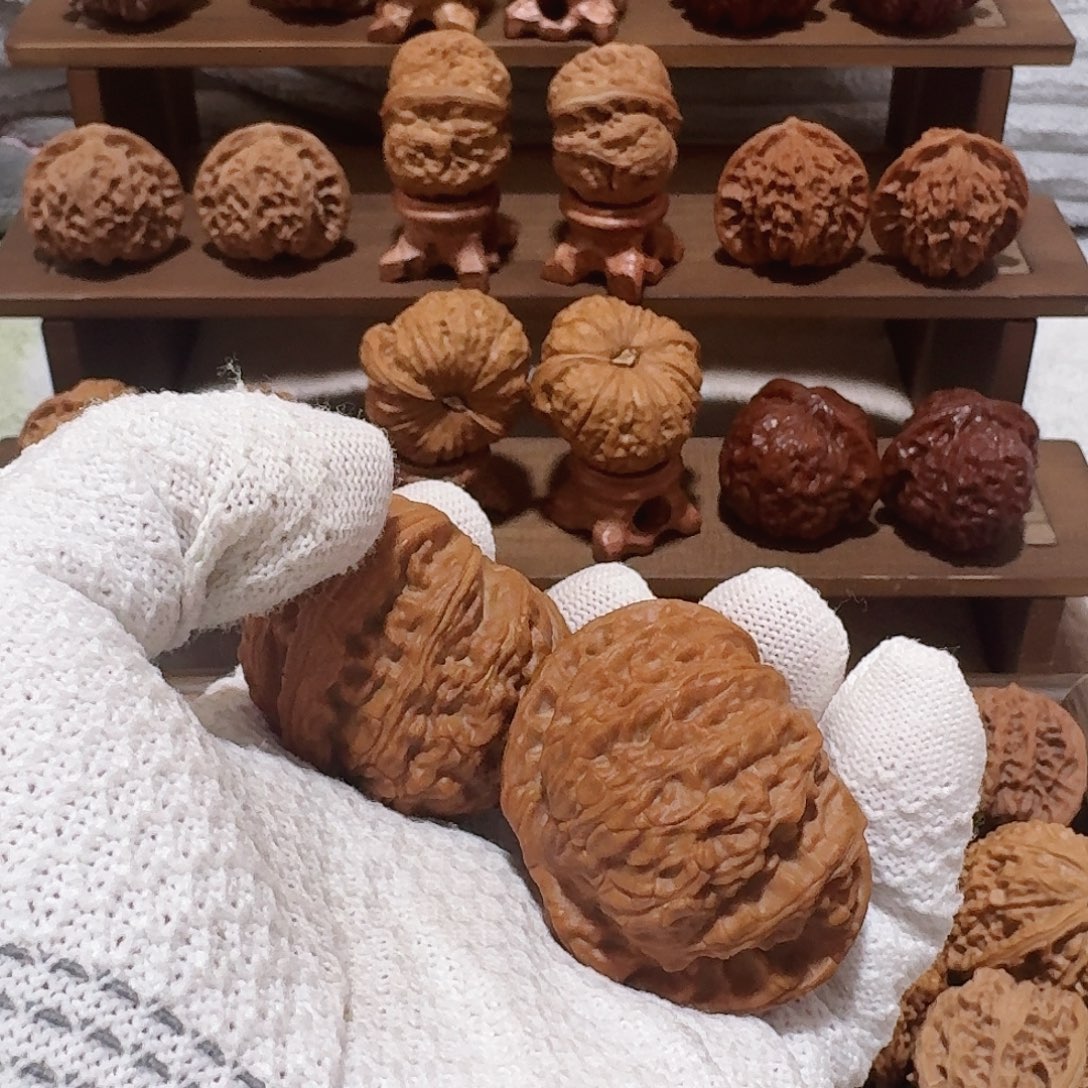 戴***杂吊坠文玩核桃白狮子