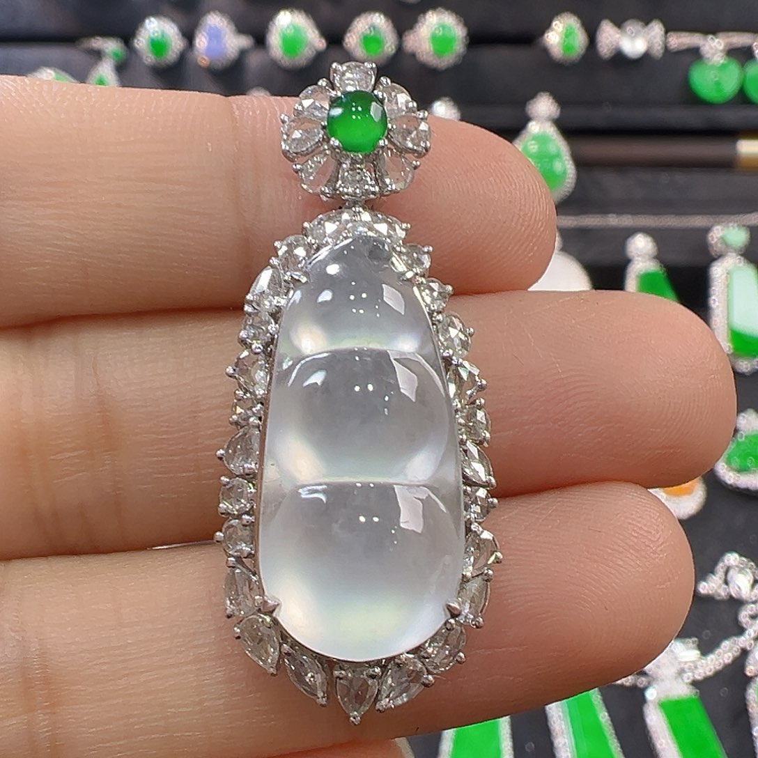 翡翠18K金镶嵌吊坠(不含链)