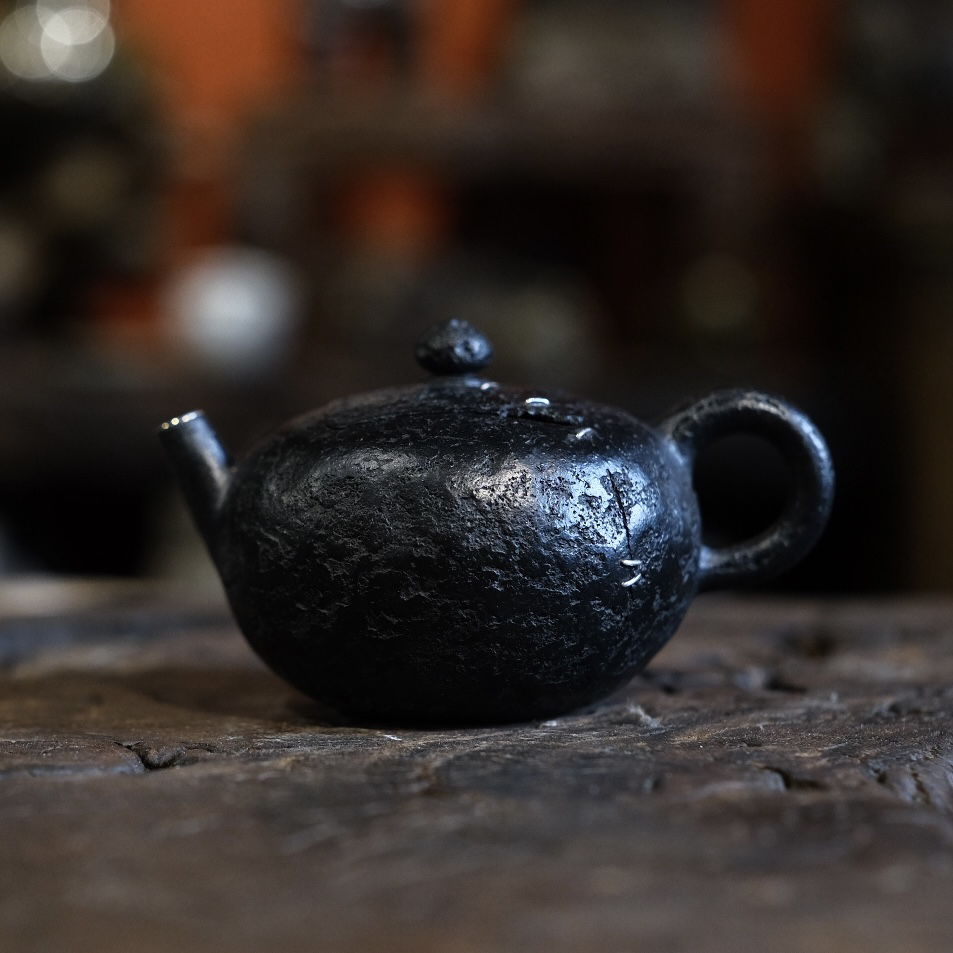 原创手作段泥银钉小壶 85ml