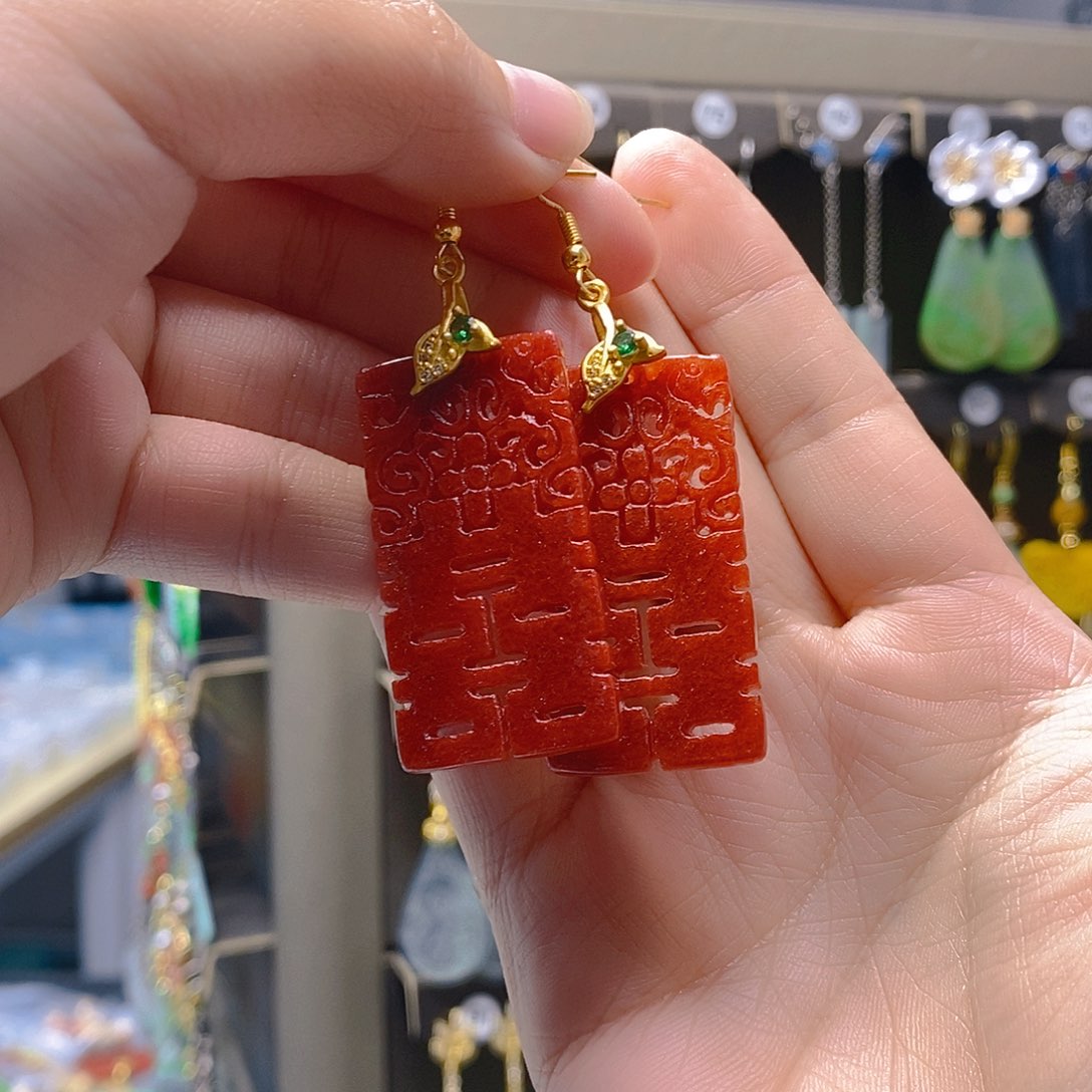 未镶嵌翡翠耳饰翡翠