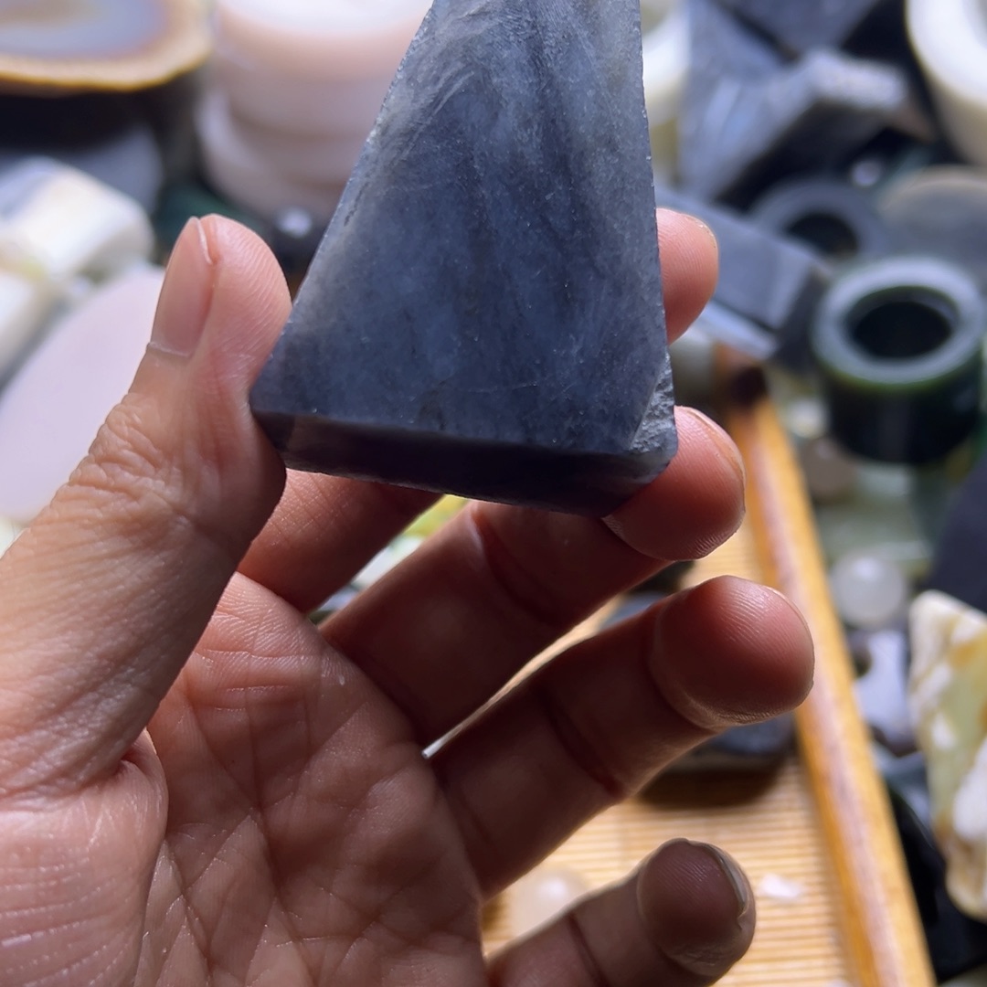 和田玉（糖玉）未镶嵌挂件