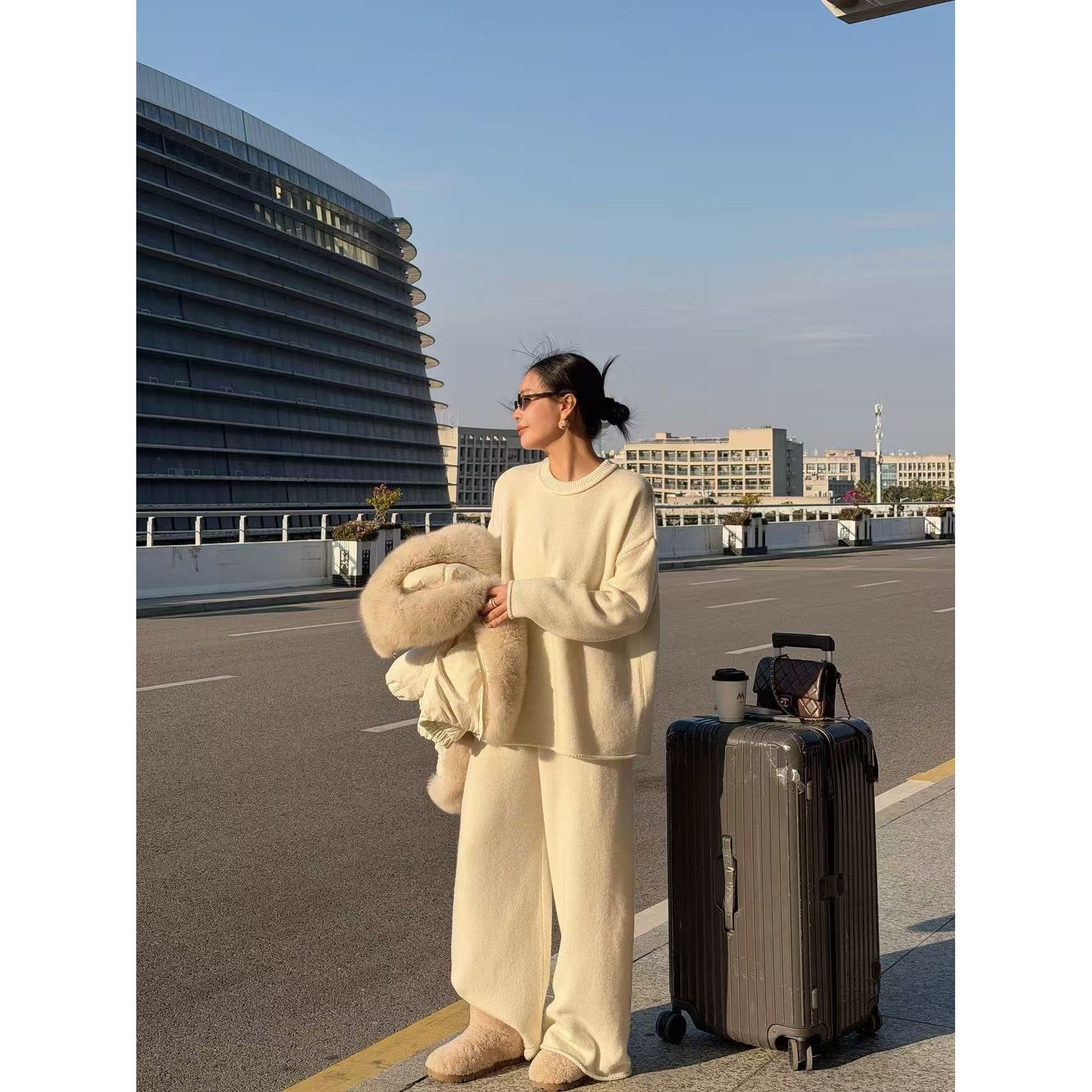 耶耶YEYE|“慵懒羊毛套装”全羊毛软糯亲肤柔软圆领衫羊毛裤套装