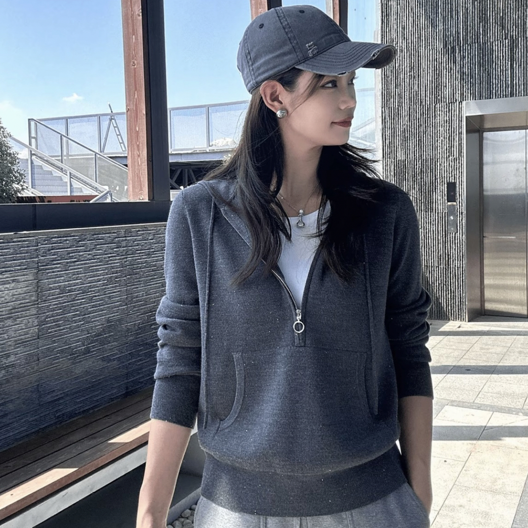 AMASS/阿玛施 新款百搭休闲运动感舒适连帽卫衣式外套538083 